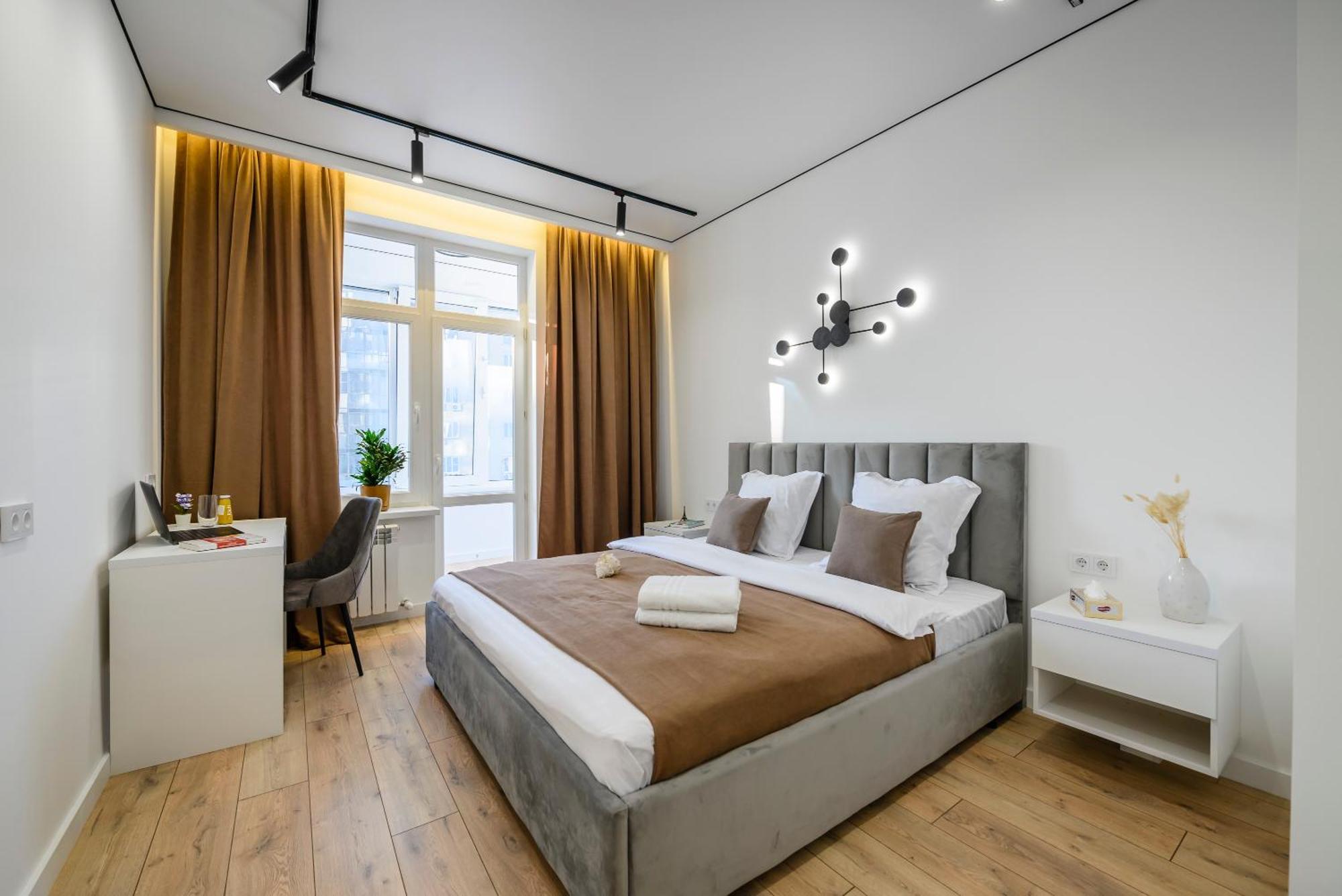 5 New Business-class R-house Near Mega Apartment *