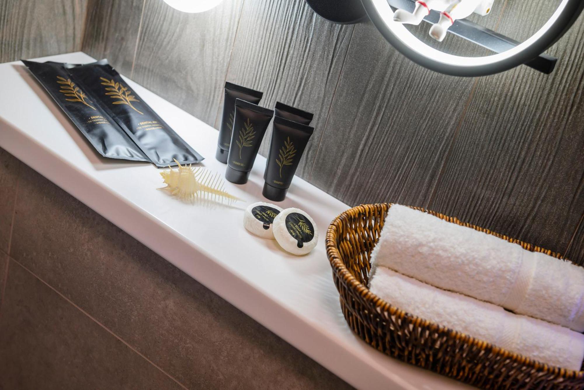 5 New Business-class R-house Near Mega *