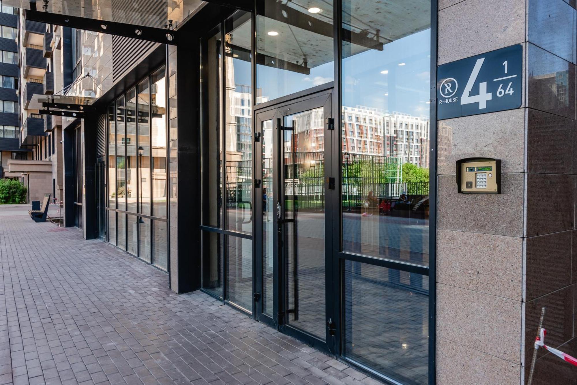 5 New Business-class R-house Near Mega Almaty