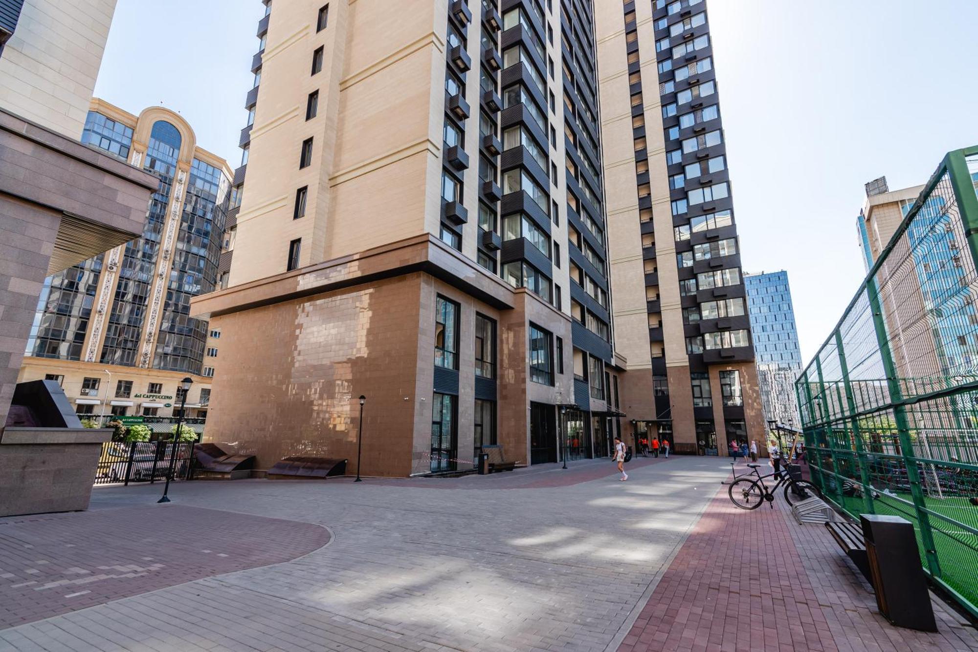 Apartment 5 New Business-class R-house Near Mega *